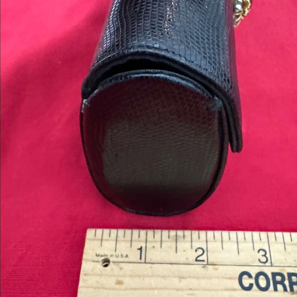 Koret Elegant Black Clutch with Gold Accent and coin purse (mlb/rm)